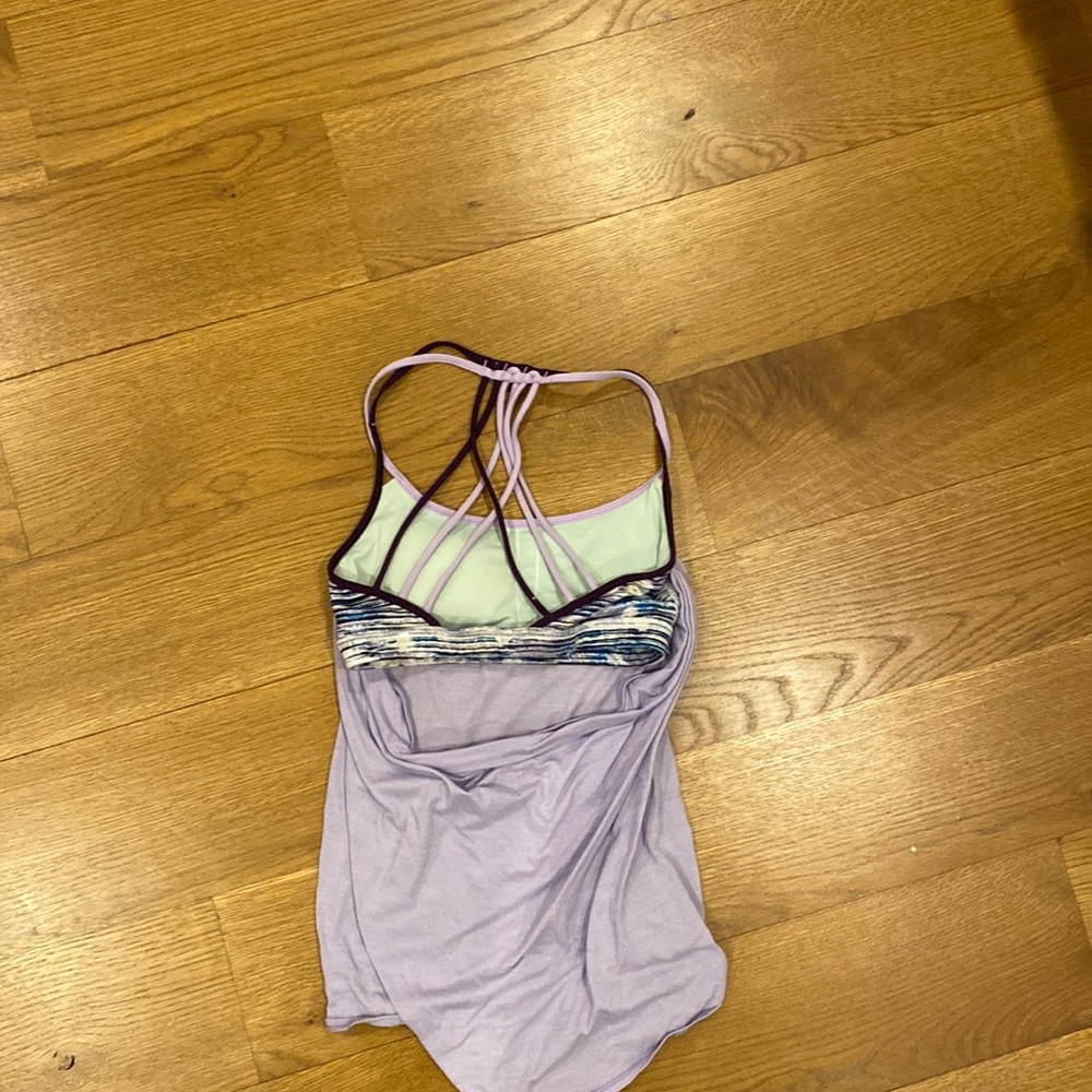 Lululemon purple tank